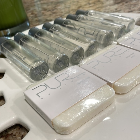PURE by Gloss Body Bar Lemon Infusion & Body Wash travel lot - Picture 2 of 4